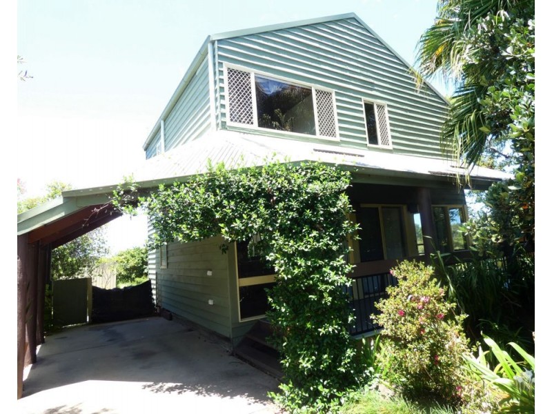 16 Maldon Place, Woolgoolga NSW 2456