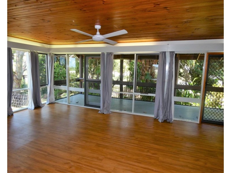 16 Maldon Place, Woolgoolga NSW 2456