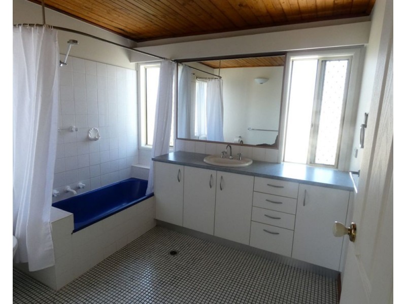 16 Maldon Place, Woolgoolga NSW 2456