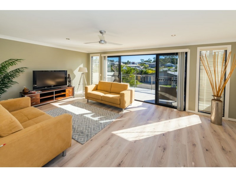 3 Admiralty Drive, Safety Beach NSW 2456
