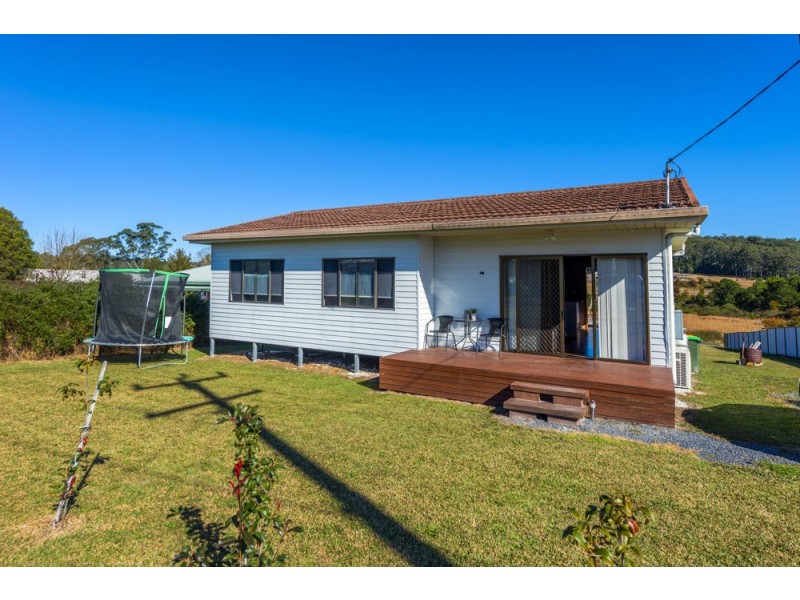 17 Stanley Street, Lowanna NSW 2450