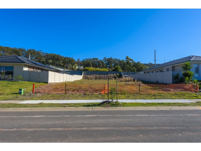 12 Flat Top Drive, Woolgoolga NSW 2456