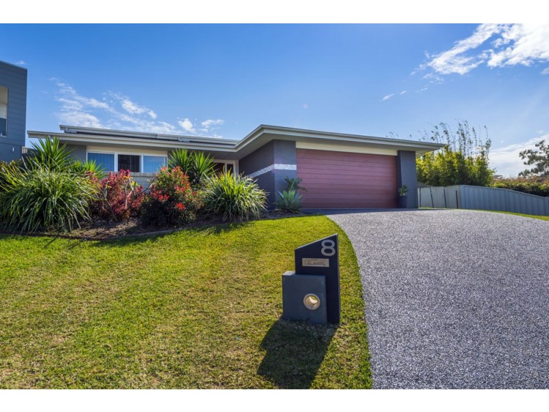 8 Neptune Close, Safety Beach NSW 2456