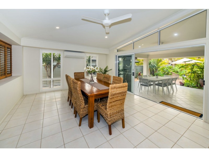 22 Mariner Drive, Safety Beach NSW 2456
