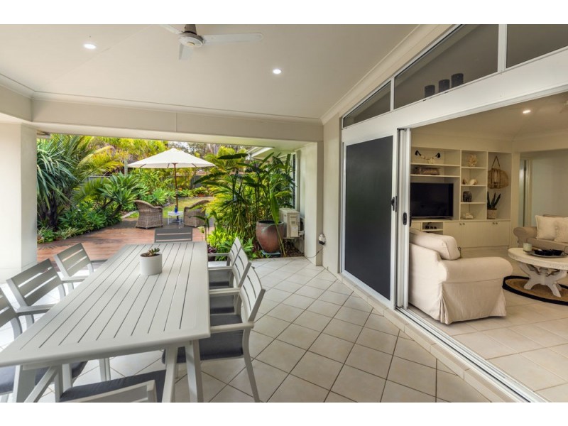 22 Mariner Drive, Safety Beach NSW 2456