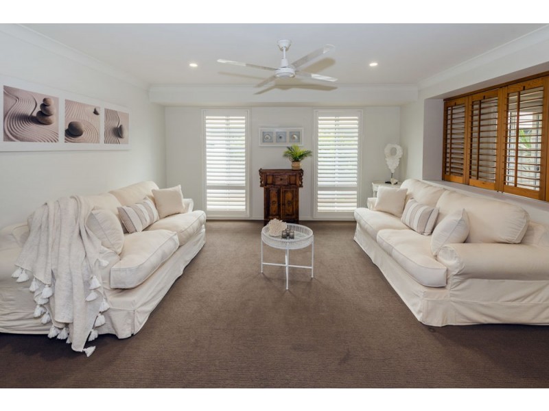 22 Mariner Drive, Safety Beach NSW 2456