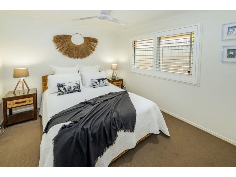 22 Mariner Drive, Safety Beach NSW 2456
