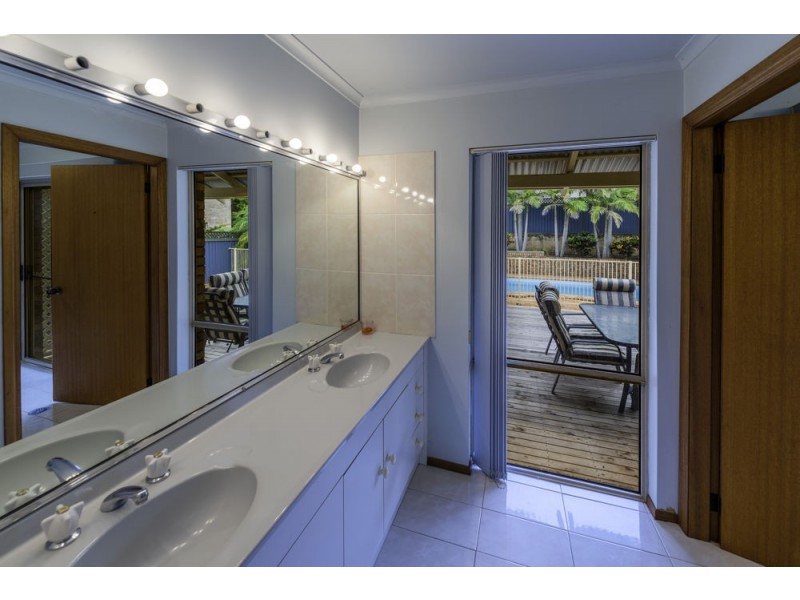 10 Crabbe Street, Woolgoolga NSW 2456