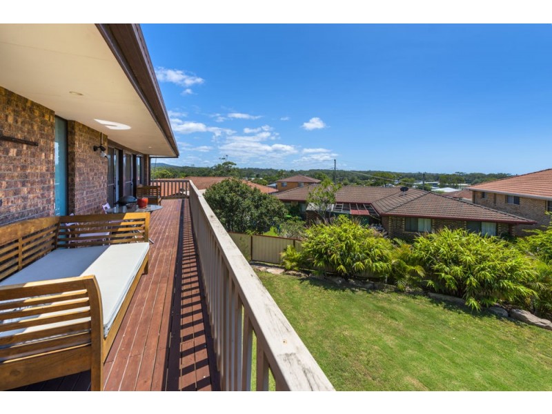 35 Barnes Street, Woolgoolga NSW 2456
