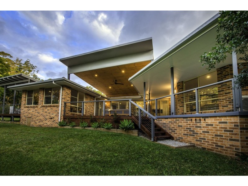 4 St Andrews Drive, Woolgoolga NSW 2456