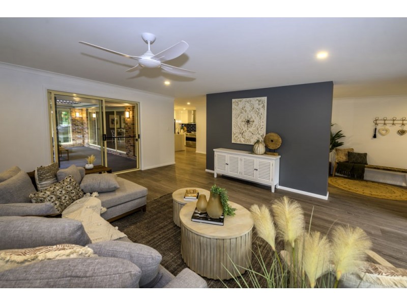 4 St Andrews Drive, Woolgoolga NSW 2456