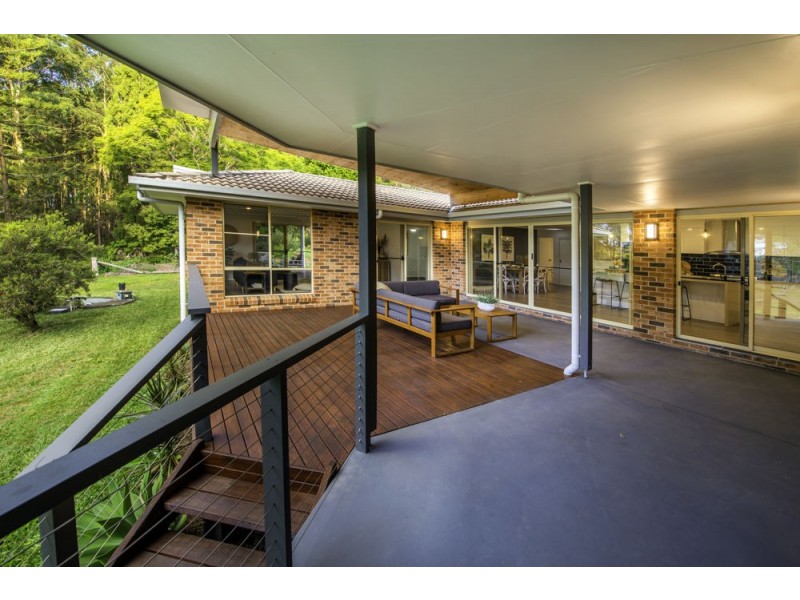 4 St Andrews Drive, Woolgoolga NSW 2456