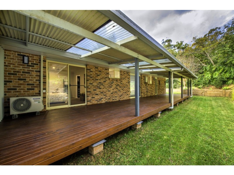 4 St Andrews Drive, Woolgoolga NSW 2456