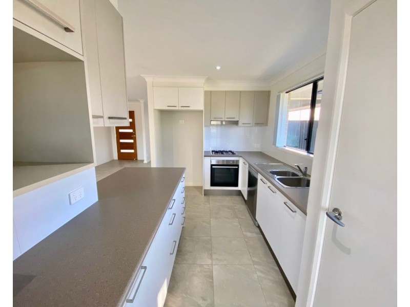 2/19 Sullivans Road, Moonee Beach NSW 2450