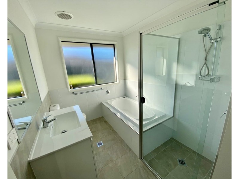 2/19 Sullivans Road, Moonee Beach NSW 2450