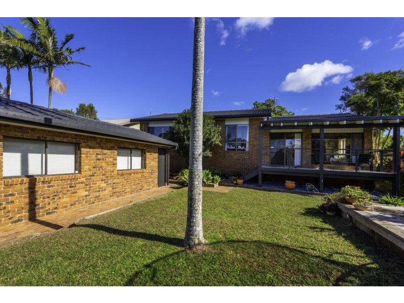 49 Ocean View Road, Arrawarra Headland NSW 2456