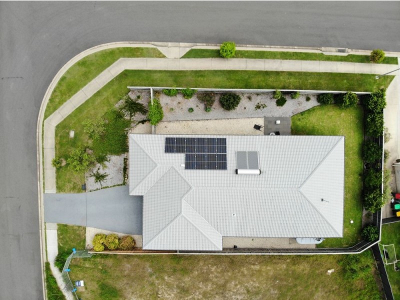 38 Admiralty Drive, Safety Beach NSW 2456