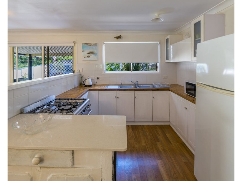 12a Young Street, Safety Beach NSW 2456