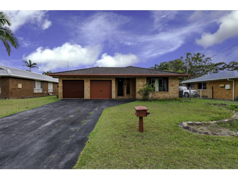 44 Turon Parade, Woolgoolga NSW 2456