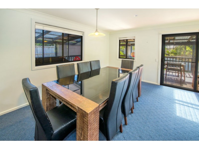 7 Nicholson Close, Safety Beach NSW 2456