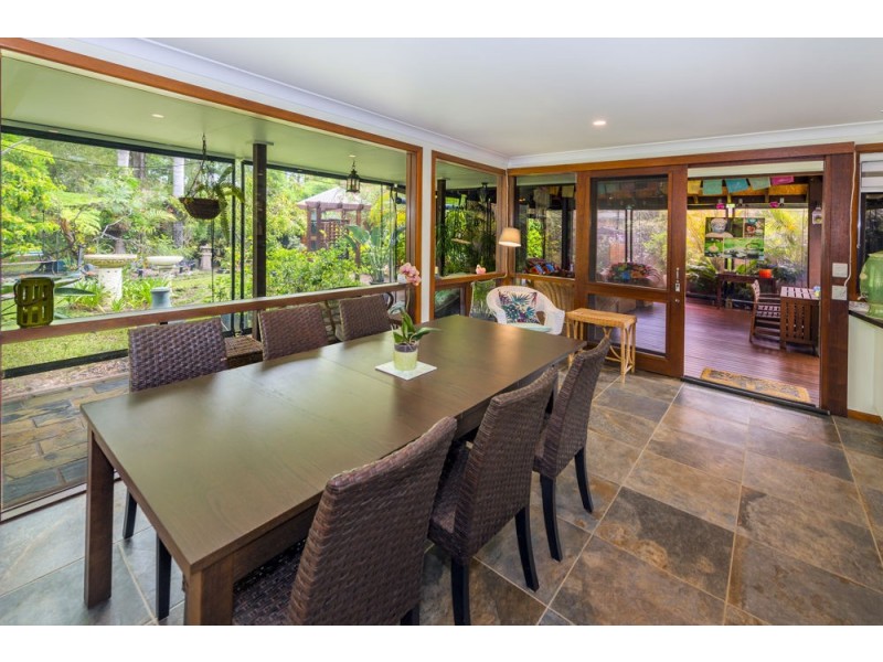 6 Marlin Close, Emerald Beach NSW 2456
