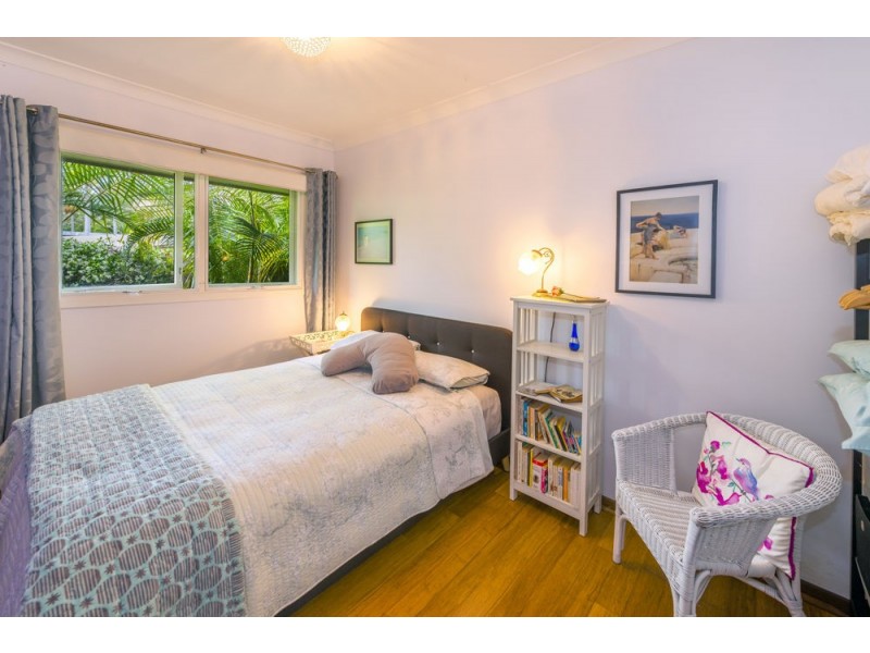 6 Marlin Close, Emerald Beach NSW 2456