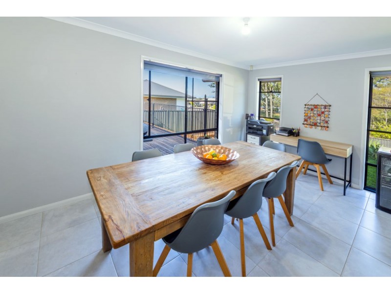5 Seacrest Boulevard, Sandy Beach NSW 2456