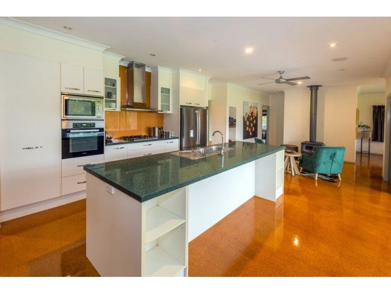 21 Palm Grove Place, Moonee Beach NSW 2450