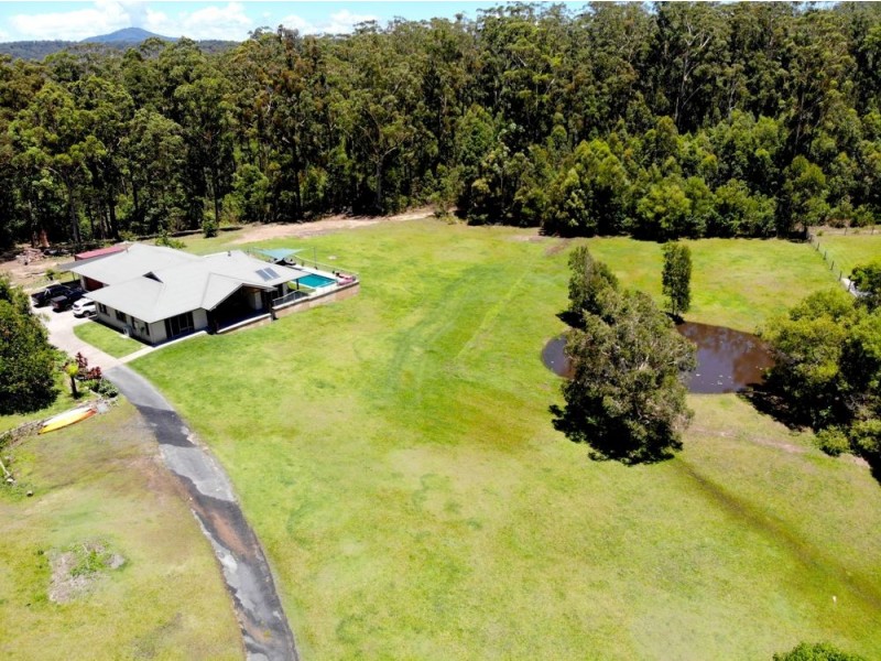 21 Palm Grove Place, Moonee Beach NSW 2450