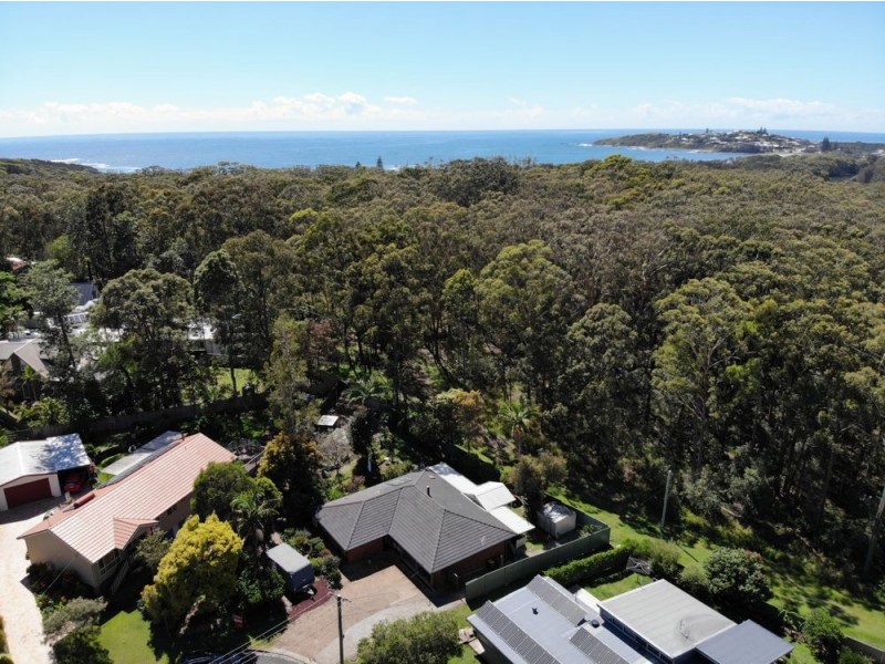 15 Young Street, Safety Beach NSW 2456