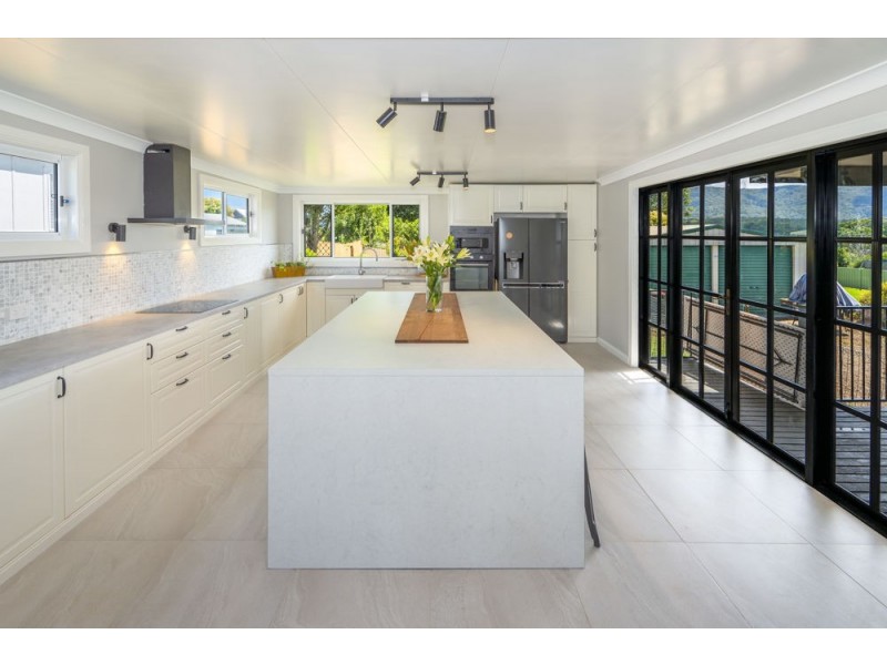 13 Weir Street, Nana Glen NSW 2450