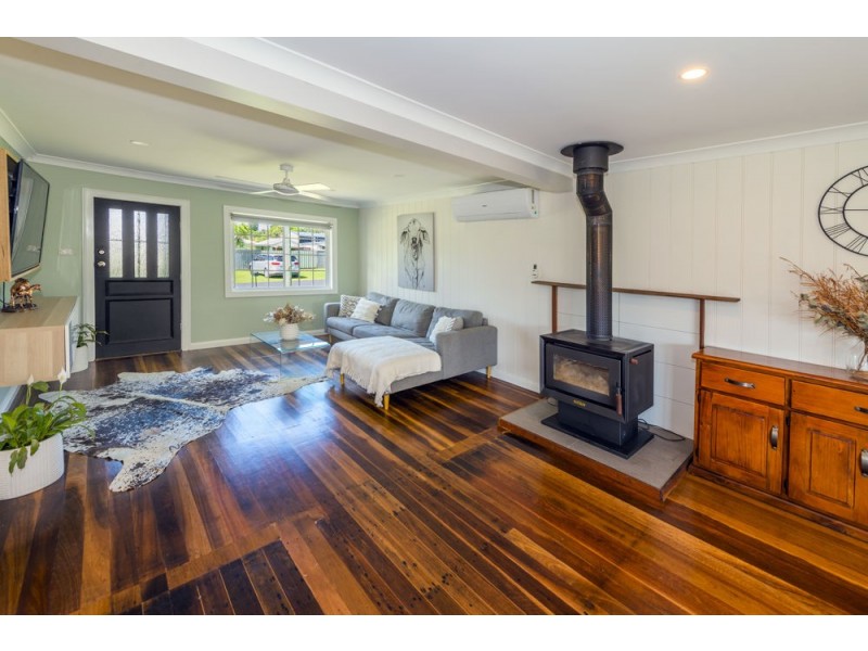 13 Weir Street, Nana Glen NSW 2450