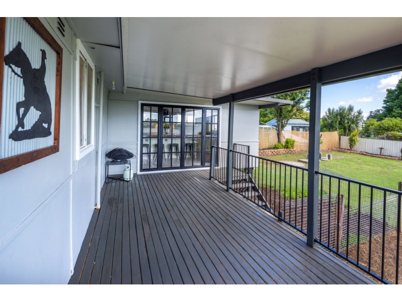 13 Weir Street, Nana Glen NSW 2450