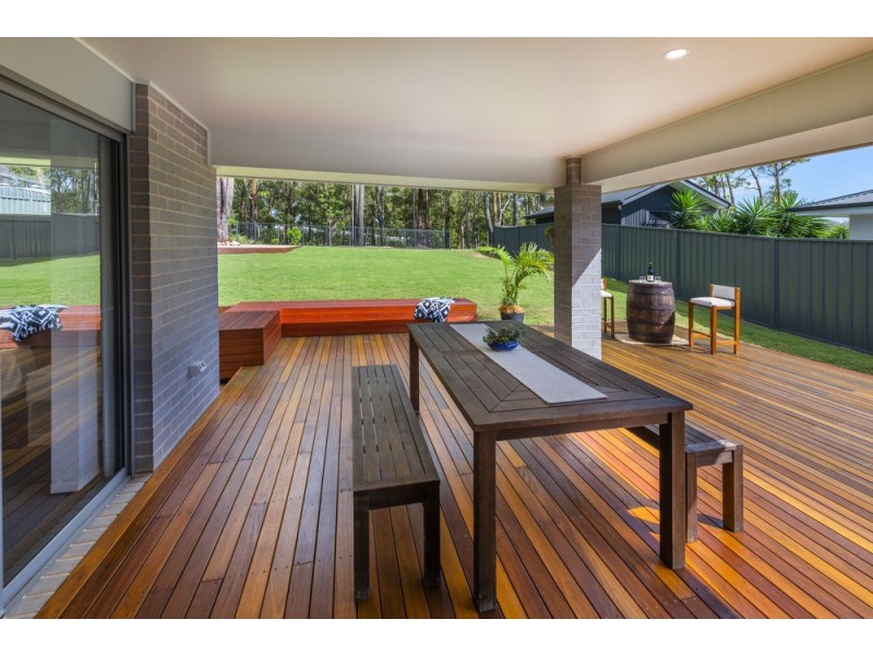 7 Zenith Avenue, Sandy Beach NSW 2456