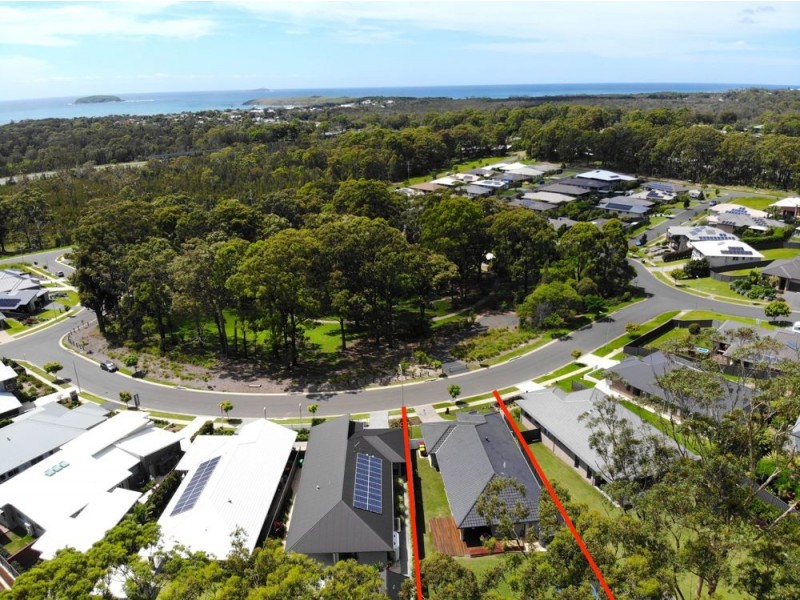 7 Zenith Avenue, Sandy Beach NSW 2456