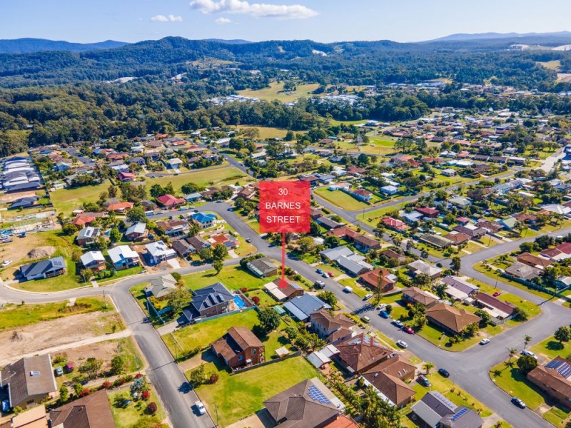 30 Barnes Street, Woolgoolga NSW 2456