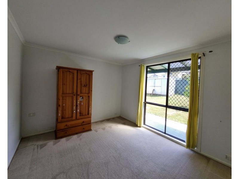 8 Bent Street, Nana Glen NSW 2450