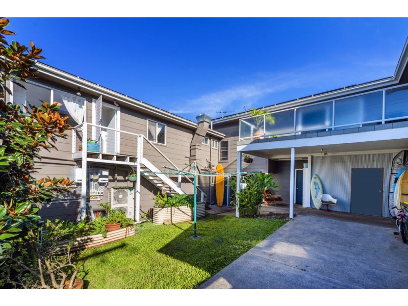 42 Sandy Beach Drive, Sandy Beach NSW 2456