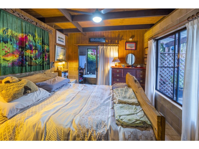 18 Campbell Street, Safety Beach NSW 2456