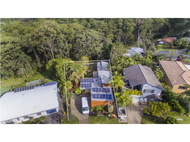 18 Campbell Street, Safety Beach NSW 2456