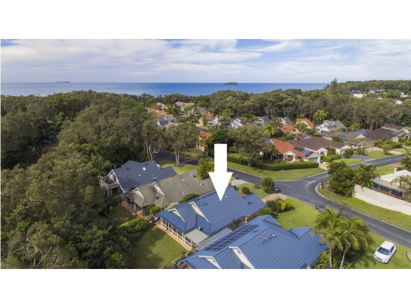 35 Crystal Drive, Sapphire Beach NSW 2450
