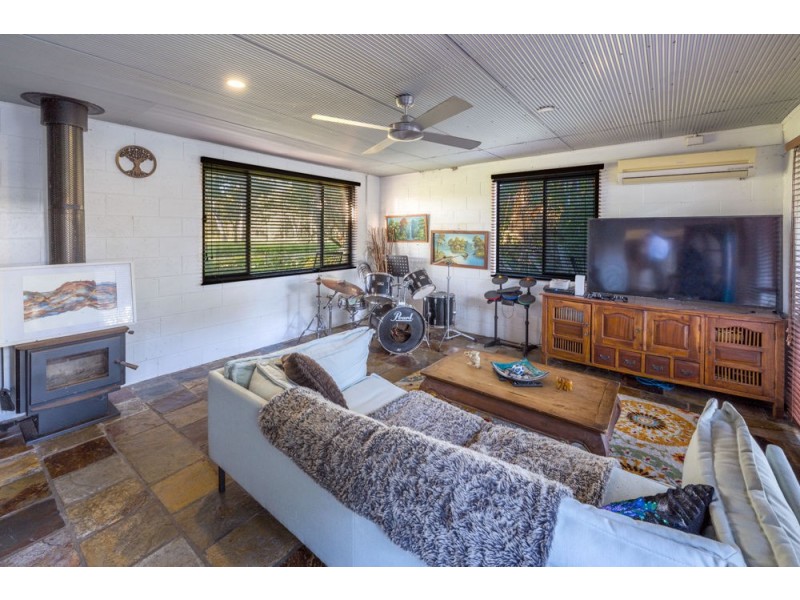 13 Pine Crescent, Sandy Beach NSW 2456