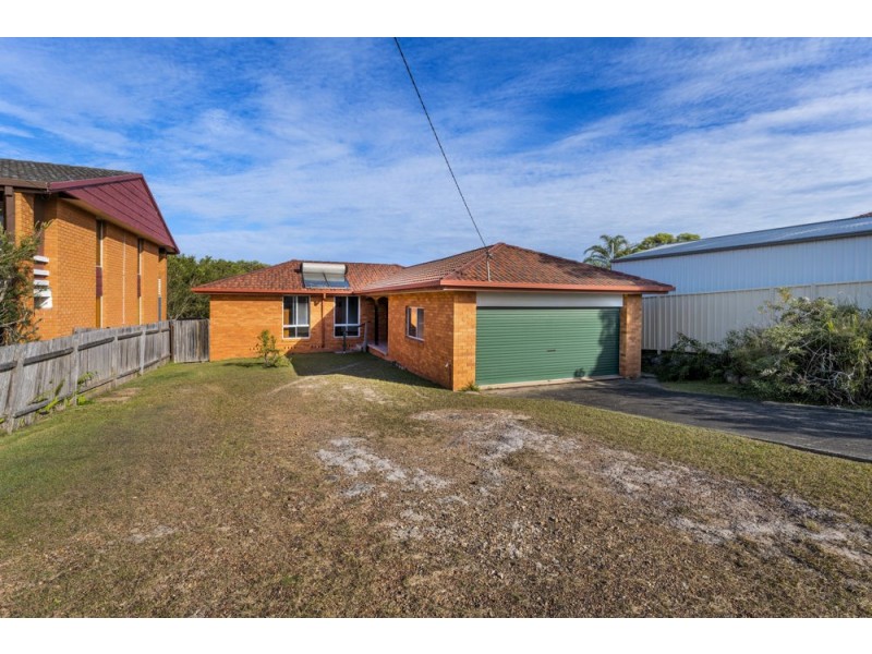 10 Ocean View Road, Arrawarra Headland NSW 2456