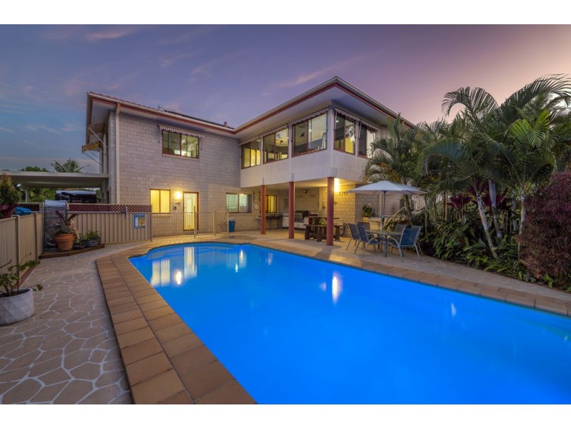 17 Gresham Drive, Woolgoolga NSW 2456