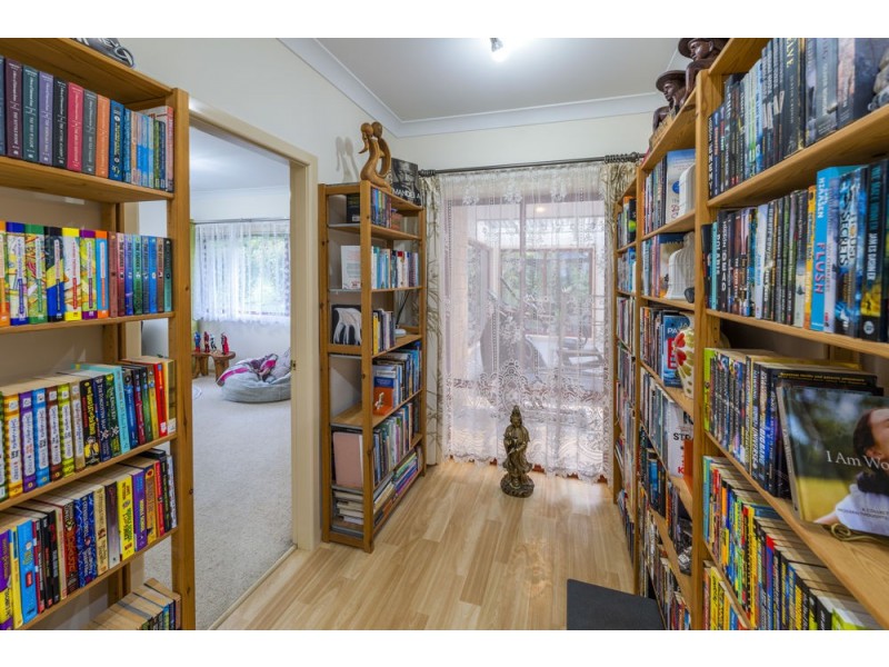 17 Gresham Drive, Woolgoolga NSW 2456