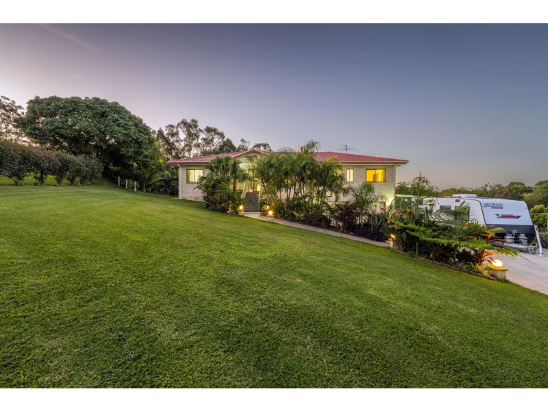17 Gresham Drive, Woolgoolga NSW 2456