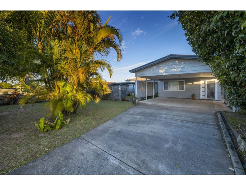 5 Ash Street, Sandy Beach NSW 2456