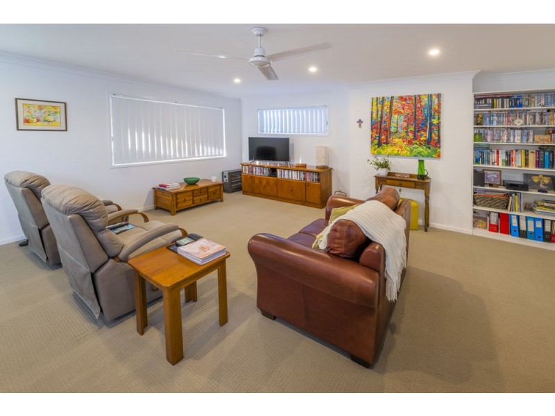 5 Ash Street, Sandy Beach NSW 2456