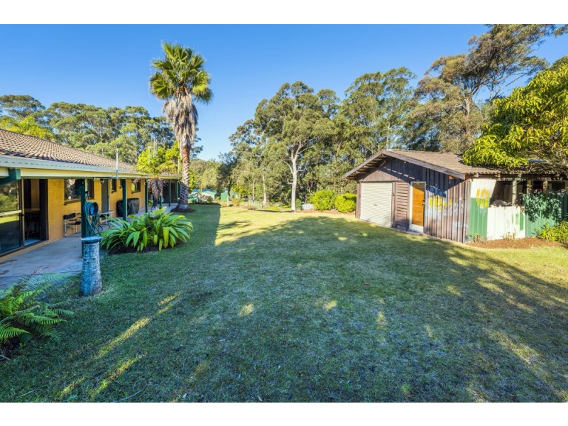 6 Palmer Road, Woolgoolga NSW 2456