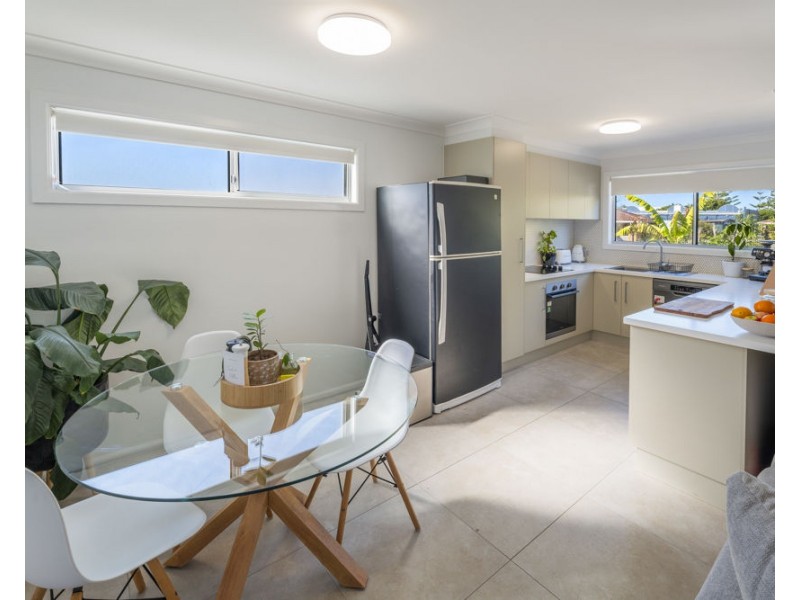 2/23 Wharf Street, Woolgoolga NSW 2456